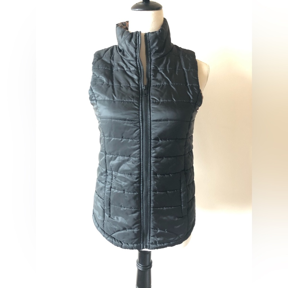 Rue21 puffer vest , size S